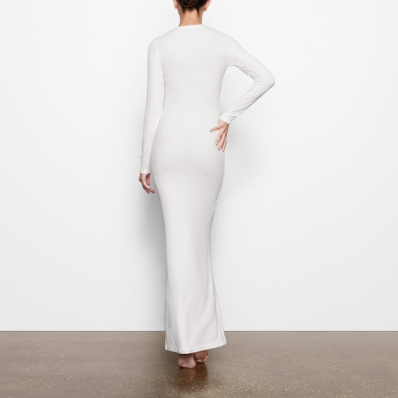 1. NWT SKIMS SOFT LOUNGE CREW NECK LONG DRESS IN MARBLE - Picture 4 of 7